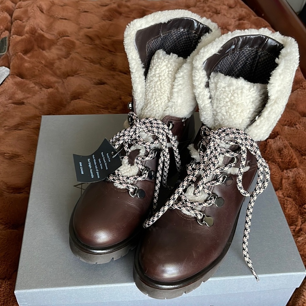 Waterproof Boots - Picture 4 of 14